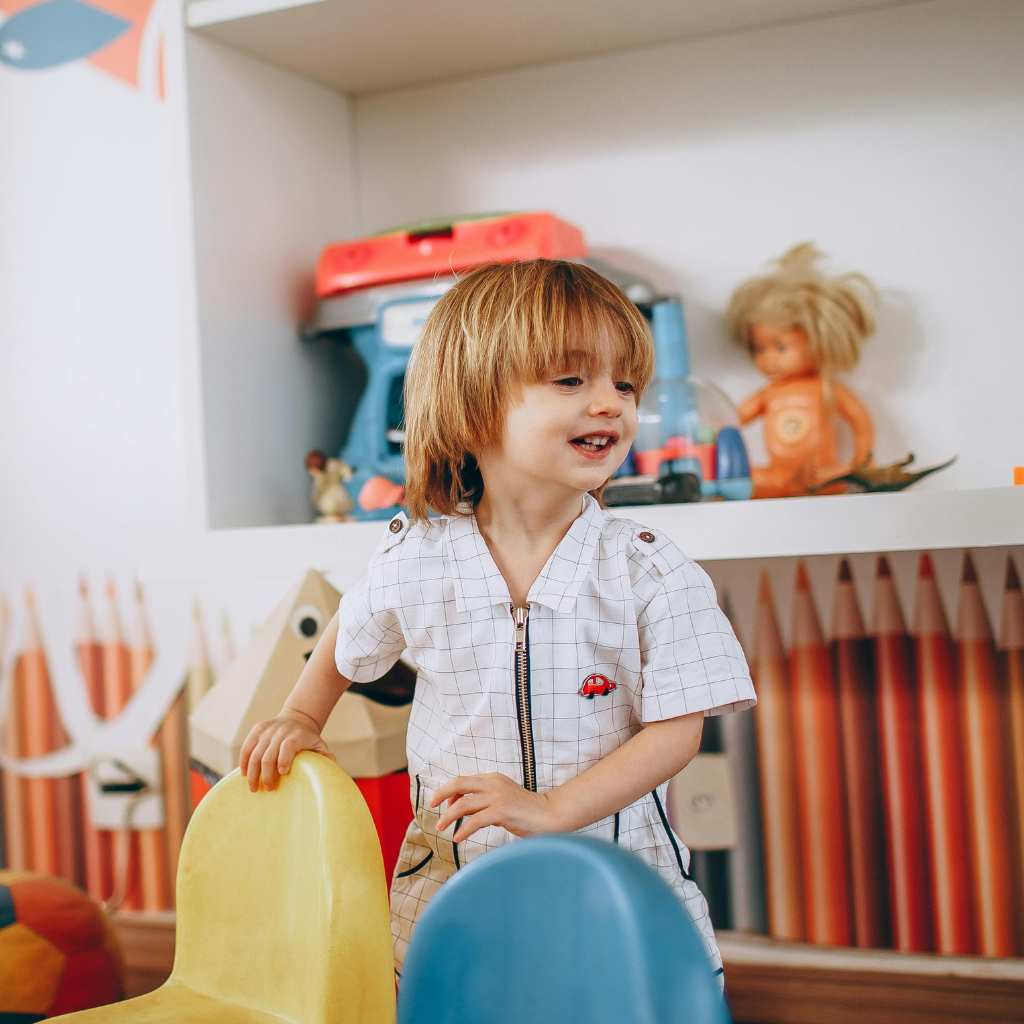Kid with high-functioning autism